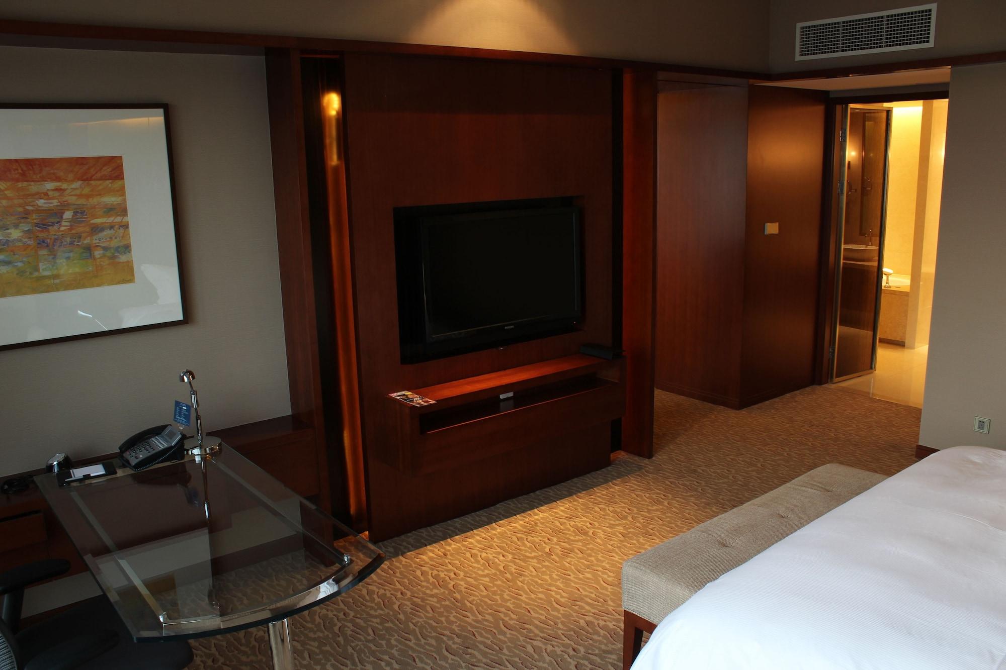 Hilton Nanjing Riverside Exterior photo