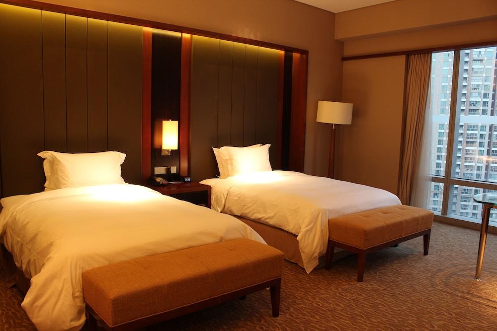 Hilton Nanjing Riverside Exterior photo